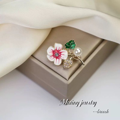Flower Small Brooch