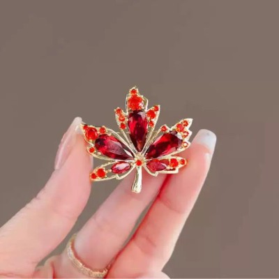 Maple Leaf Brooch