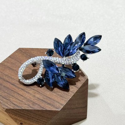 Crystal Zircon Inlaid Brooch