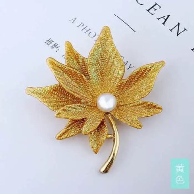 Drops Oil Maple Leaf Brooch