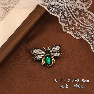 Bee Brooch