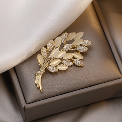 Exquisite Flower Brooch
