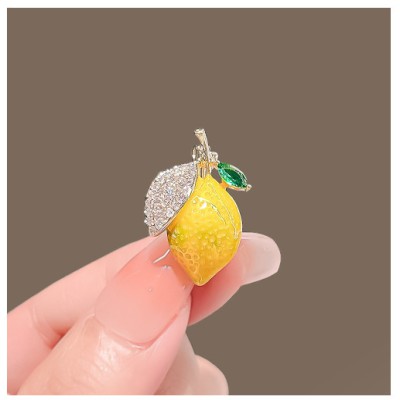 Lemon Brooch
