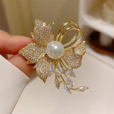 Double Flute popular rhinestone pearl brooch