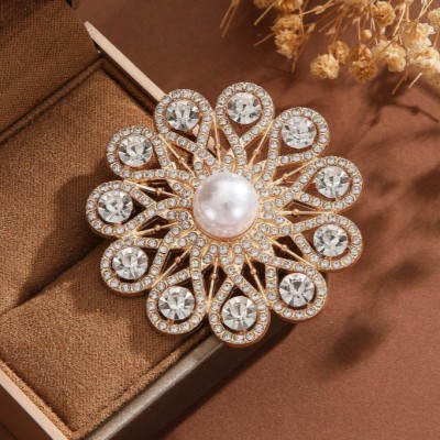 Pearl Flower Brooch