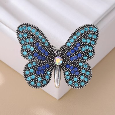 Buttery Brooch