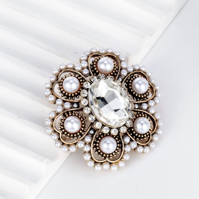 Pearl baroque flower Brooch
