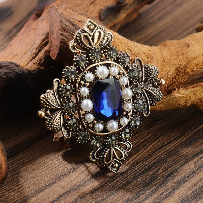Retro Brooch